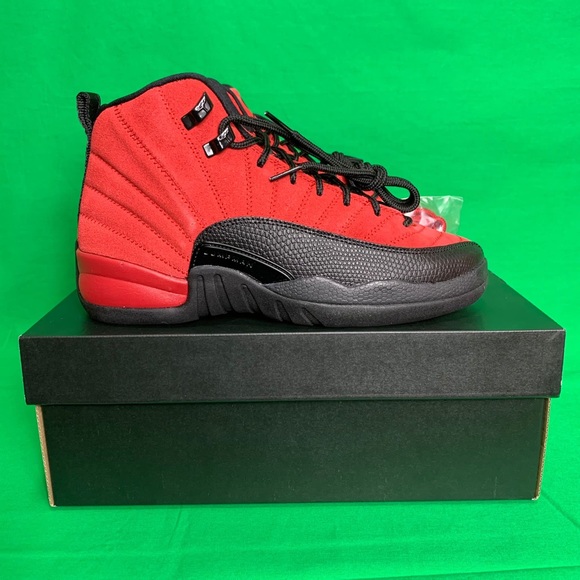 Air Jordan 12 Retro (GS) Varsity Red/Black Size 6Y - Picture 2 of 10